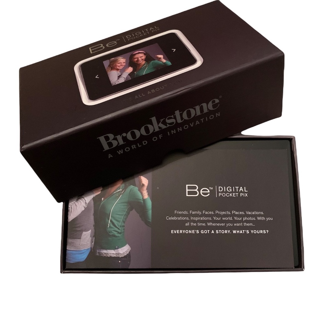 Brookstone Be Digital Pocket Pix Photo Picture Slide Presentation180 Pics